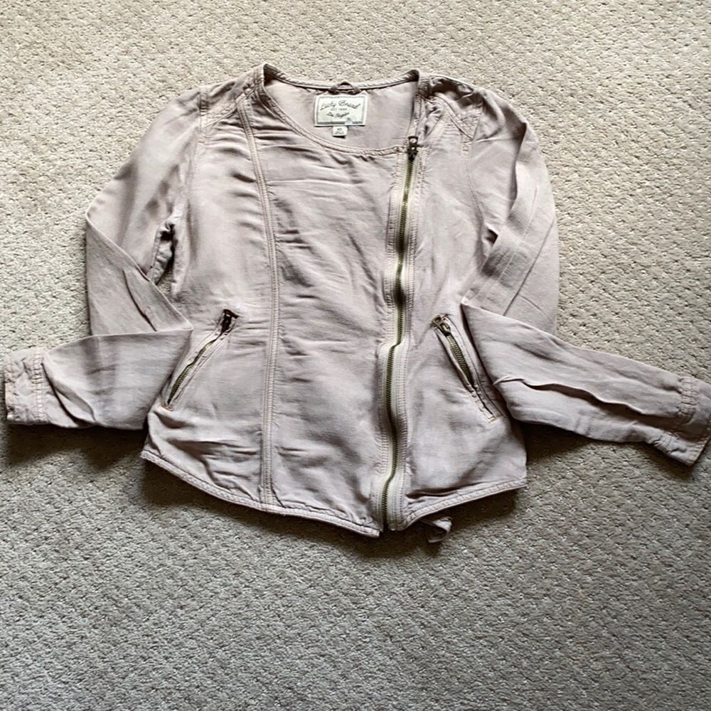 Lucky Brand jacket. Size XS. Good condition. Linen/rayon blend.